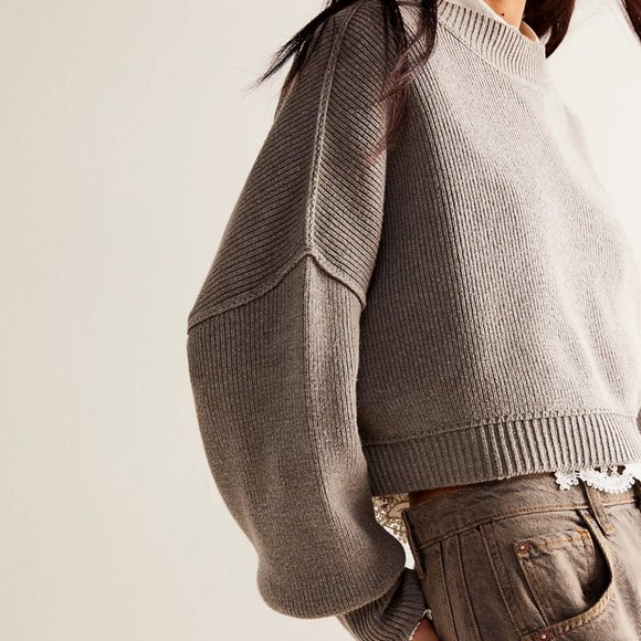 NWOT Free People Easy Street Crop Pullover Sweater XS Gray Heather Grey - Picture 2 of 2